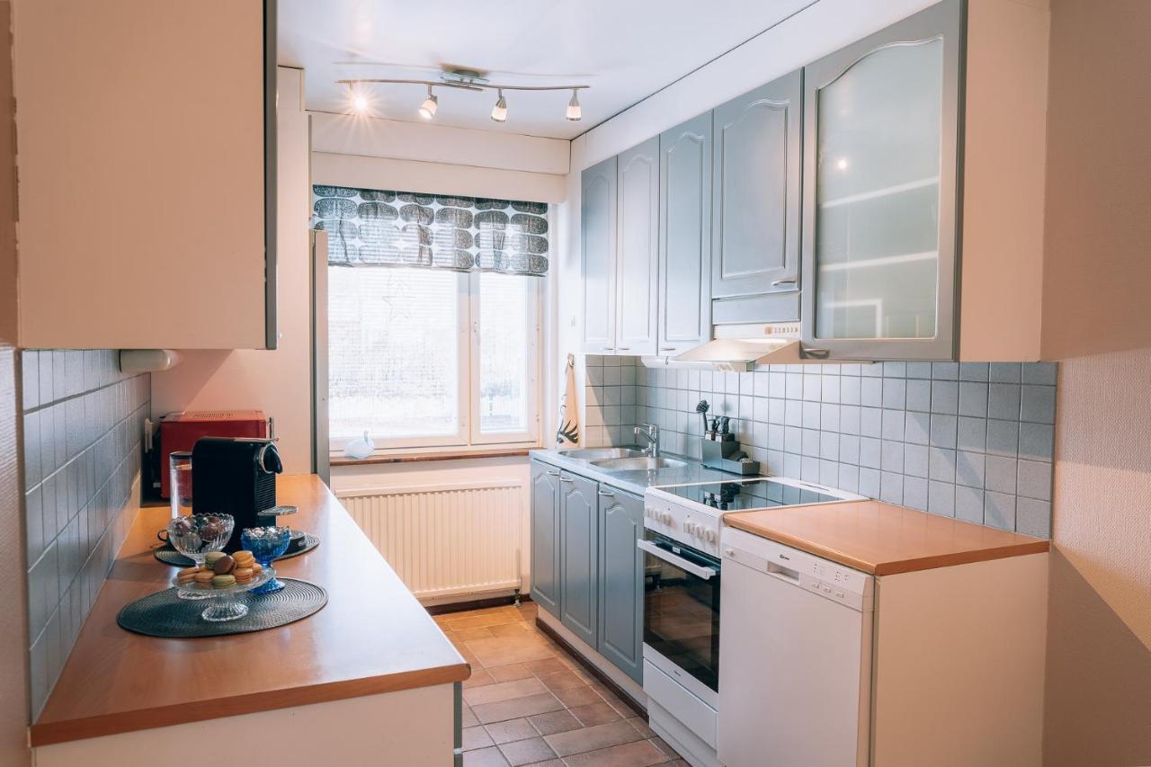 ロヴァニエミNordic Gem Near Railway Station, Free Parking And Wifiアパートメント エクステリア 写真